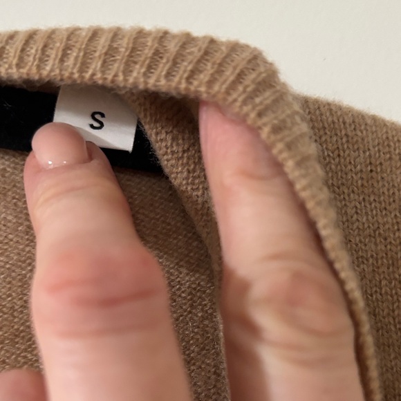 Women’s Cashmere Tan Sweater - Picture 4 of 11